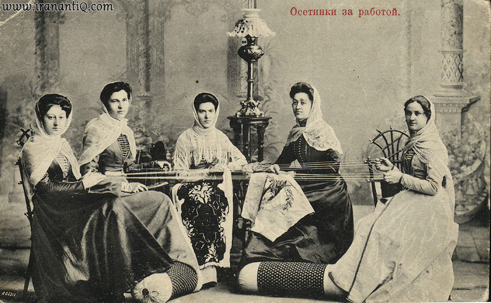زنان ایرانی در اوستیا ، عکس مربوط به قرن نوزدهم